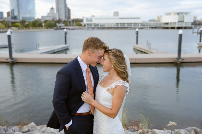 Milwaukee wedding photographer