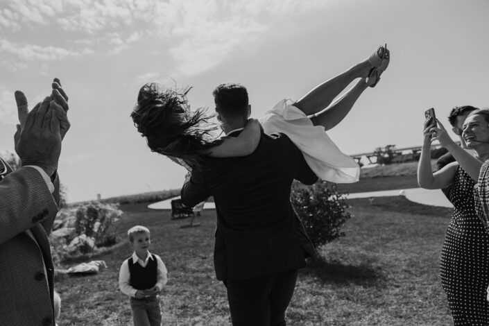 Milwaukee wedding photographer